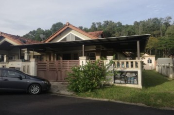 1 Storey Semi Detached at Nusa Idaman for sale