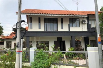 Dato Onn Double Storey Corner Lot