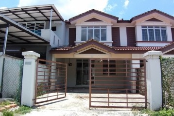 Double Storey Terrace