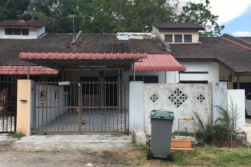 taman abadi ulu tiram single storey