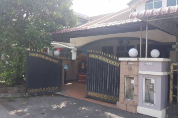Taman Gaya Single Storey Gated Guarded